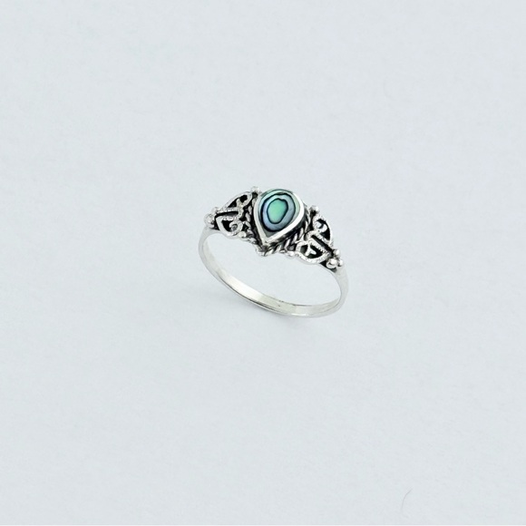 Sterling Silver Teardrop Abalone Ring with Swirls, Pear Shape Rings, Seashells - Picture 5 of 13